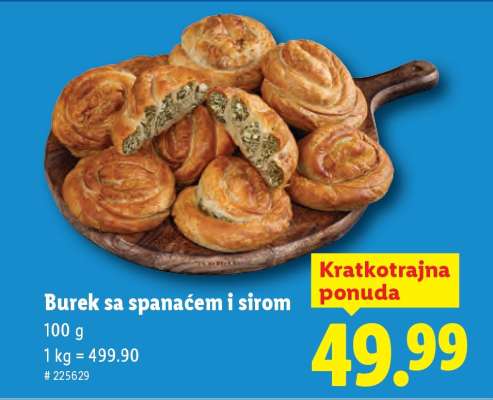 Burek sa spanaćem i sirom